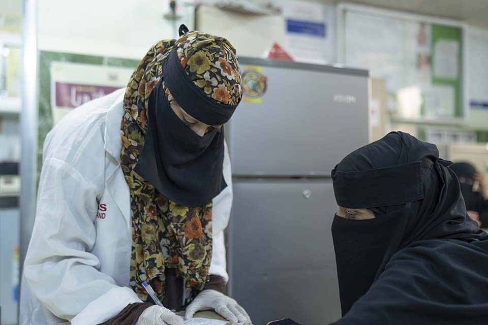 healthcare worker in Yemen